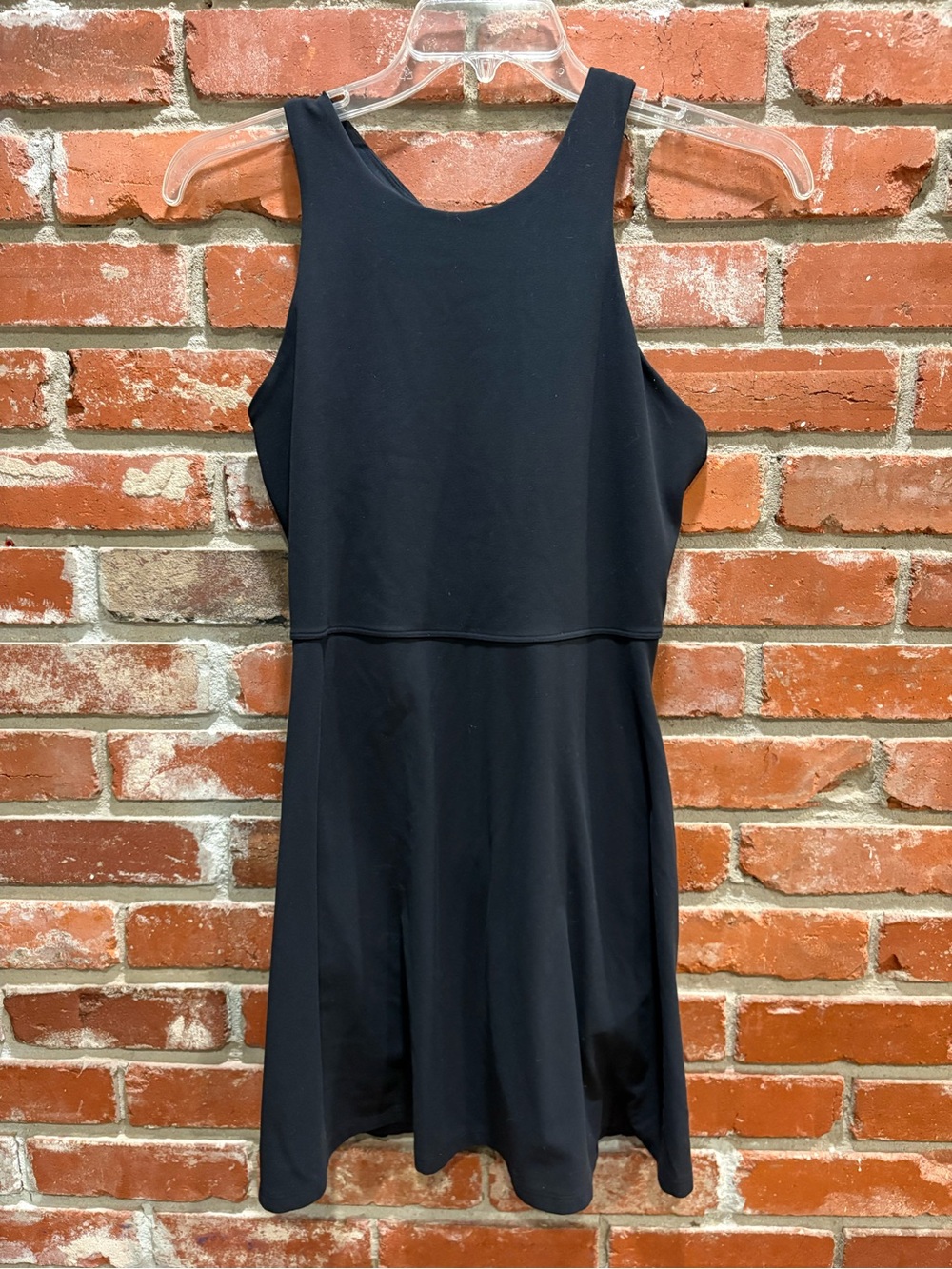 Athleta Conscious Dress Large Black Racerback Exercise Tennis Dress